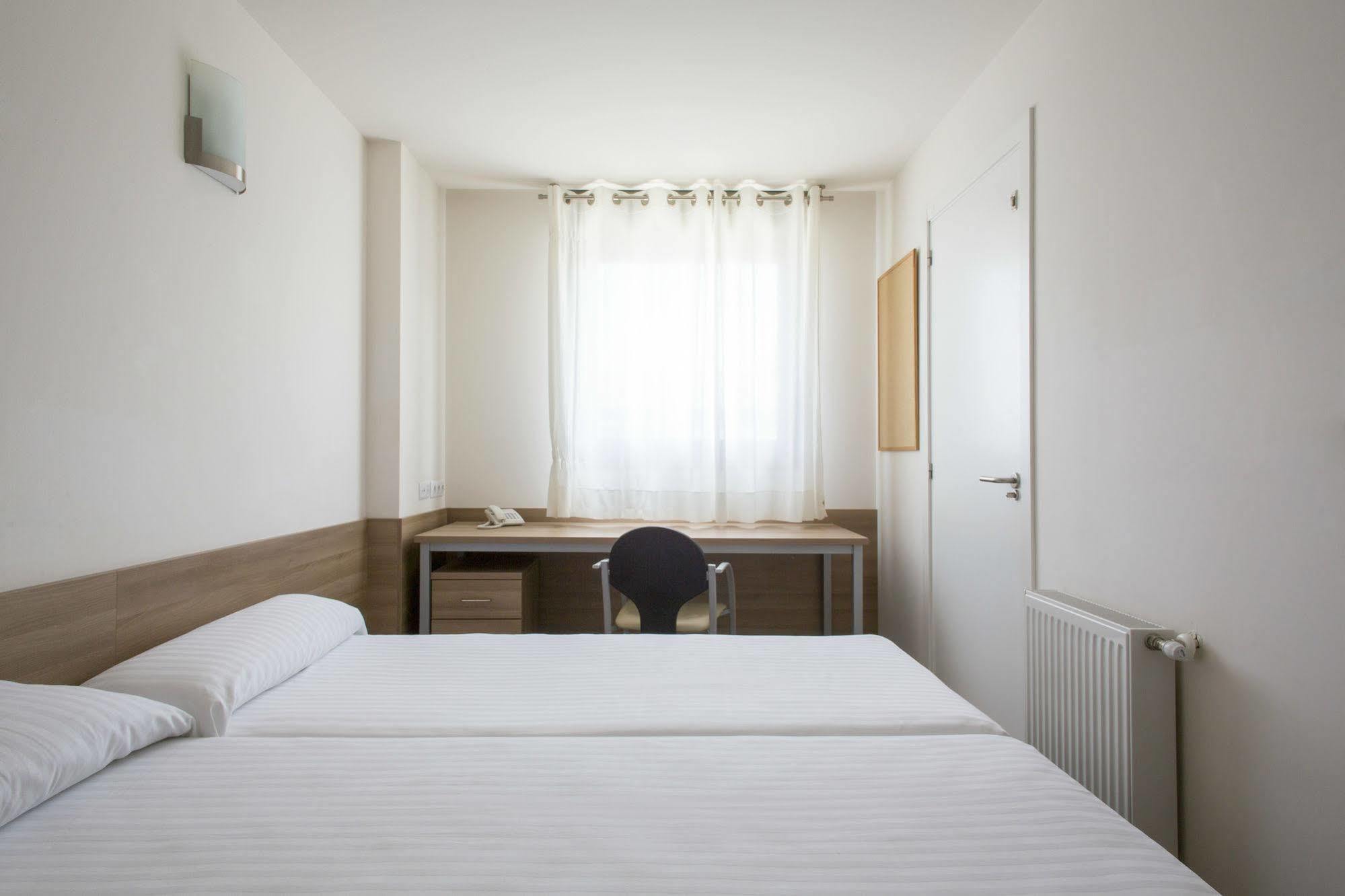 Residencia Universitaria Resa Manuel Agud Querol ซานเซบาสเตียน ภายนอก รูปภาพ