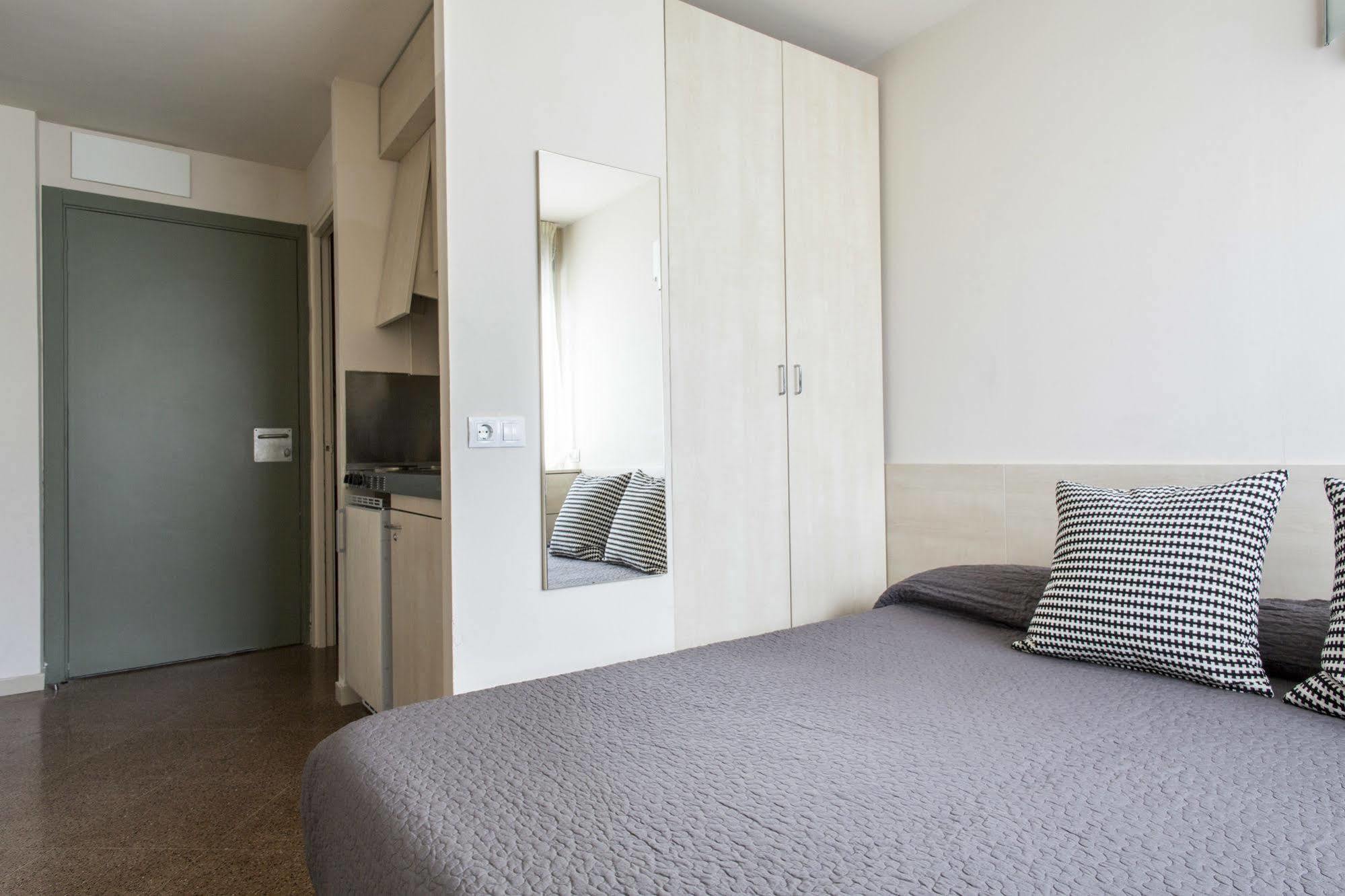 Residencia Universitaria Resa Manuel Agud Querol ซานเซบาสเตียน ภายนอก รูปภาพ