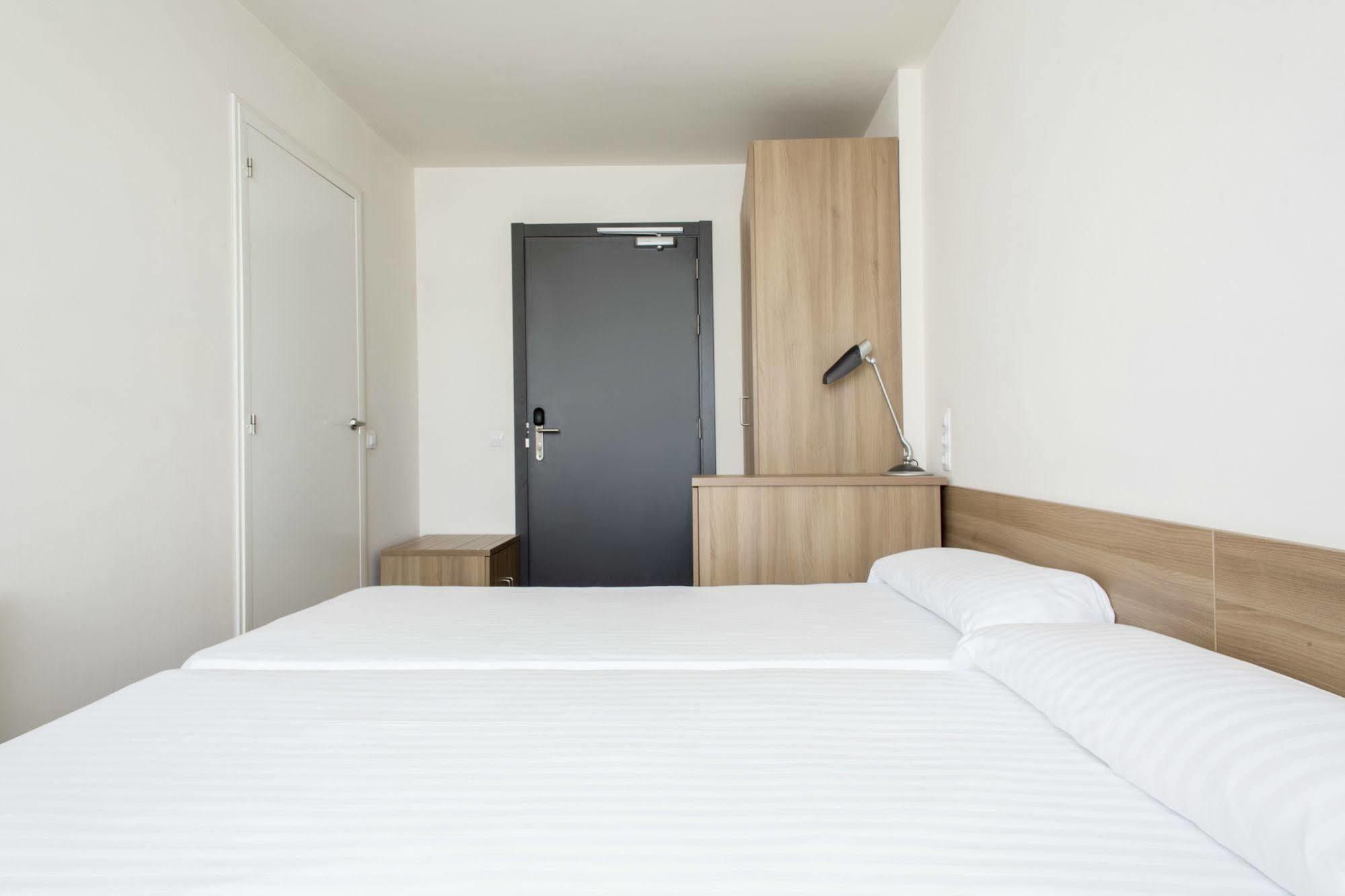 Residencia Universitaria Resa Manuel Agud Querol ซานเซบาสเตียน ภายนอก รูปภาพ